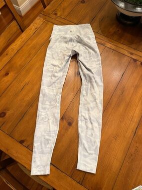 Light Gray Camo High-Waist Leggings Girls size 12